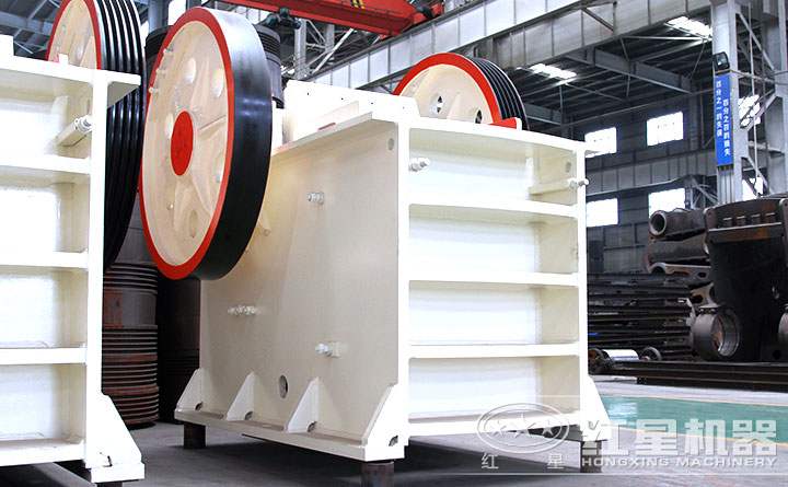 顎式破碎機(jī)