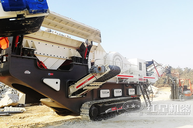 履帶式建筑垃圾處理機自動行走，更顯智能