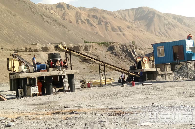 小型圓錐碎石機(jī)生產(chǎn)現(xiàn)場(chǎng)圖 小型圓錐碎石機(jī)生產(chǎn)現(xiàn)場(chǎng)圖