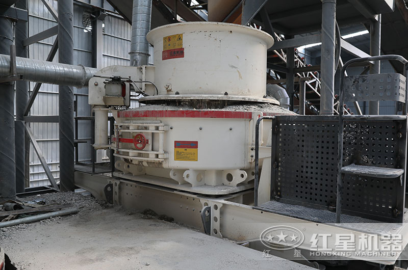 沖擊式制砂機(jī) 沖擊式制砂機(jī)