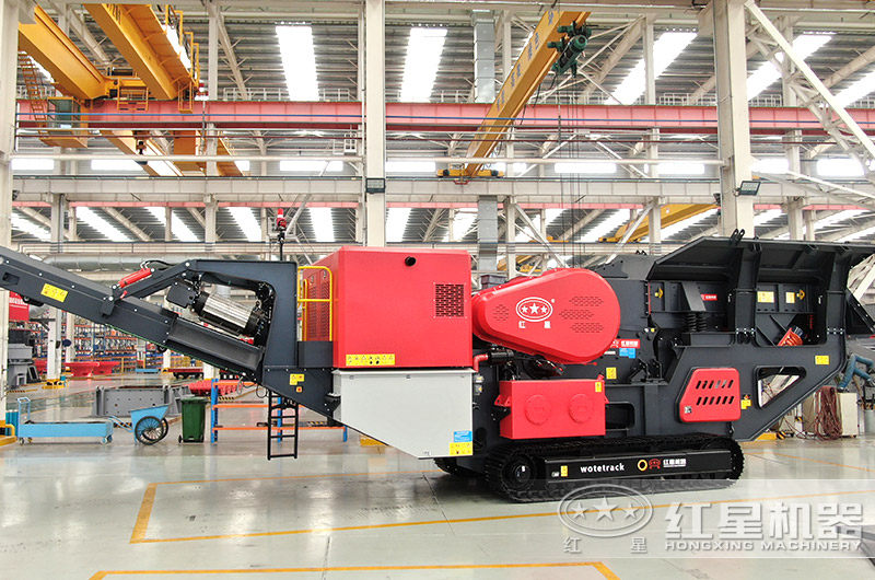 履帶式移動(dòng)破碎機(jī)