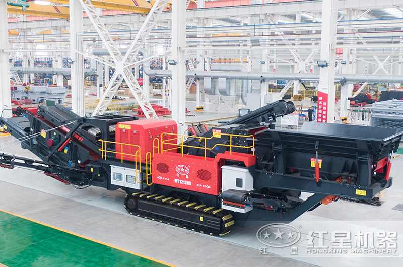 履帶反擊式破碎機(jī)